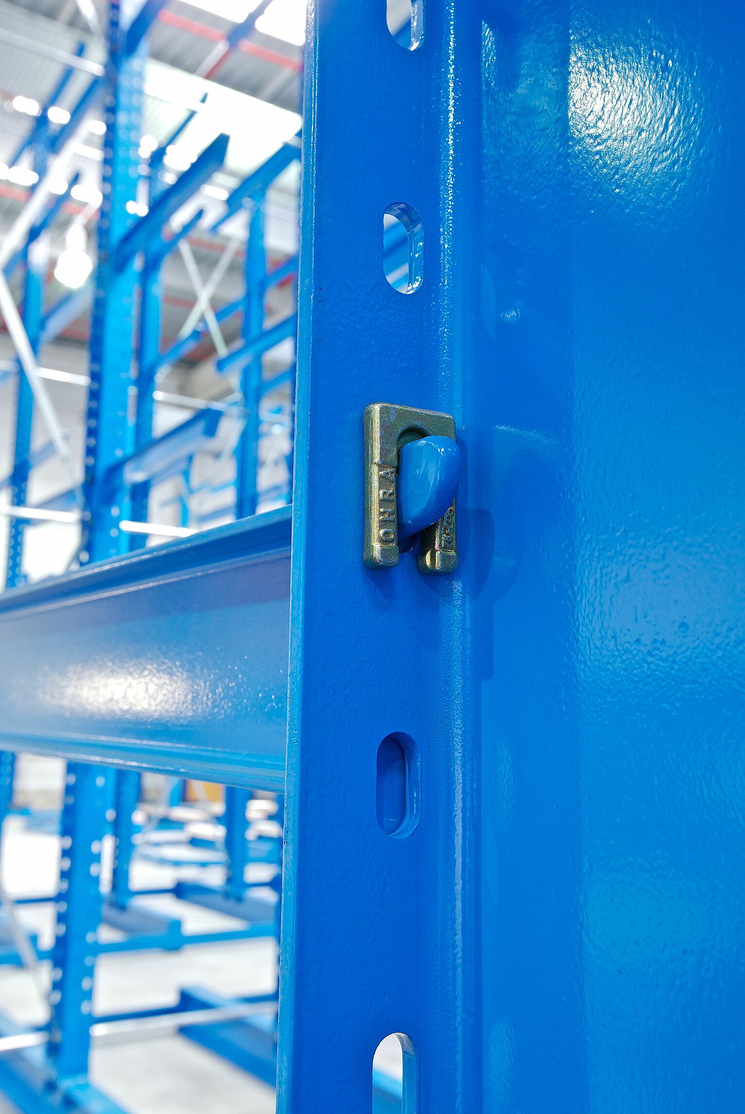 [Translate "Hungary"] Cantilever racking system by OHRA